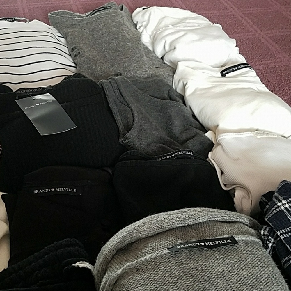 BRANDY ITEMS, RETAIL $400-500 - Picture 4 of 7